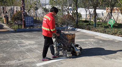 怎样避免热熔标线施工后发软？